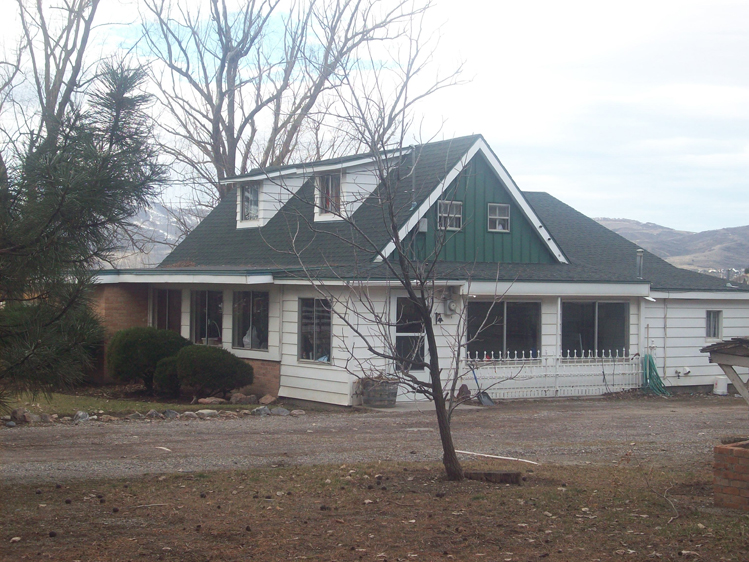 Home of Hodge and Martha Gillett