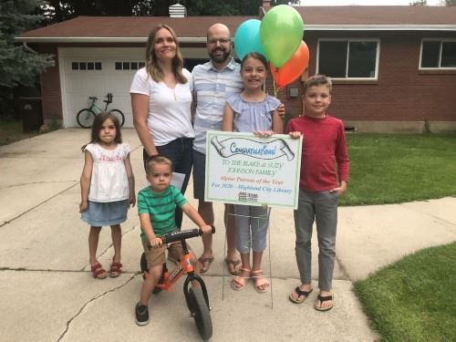 Picture of family for Alpine City family of the year for Highland Library