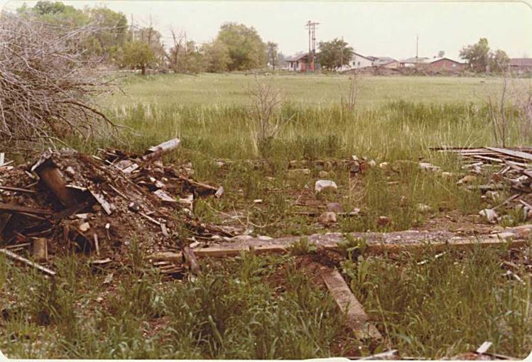 58 loveridge house remains 1980